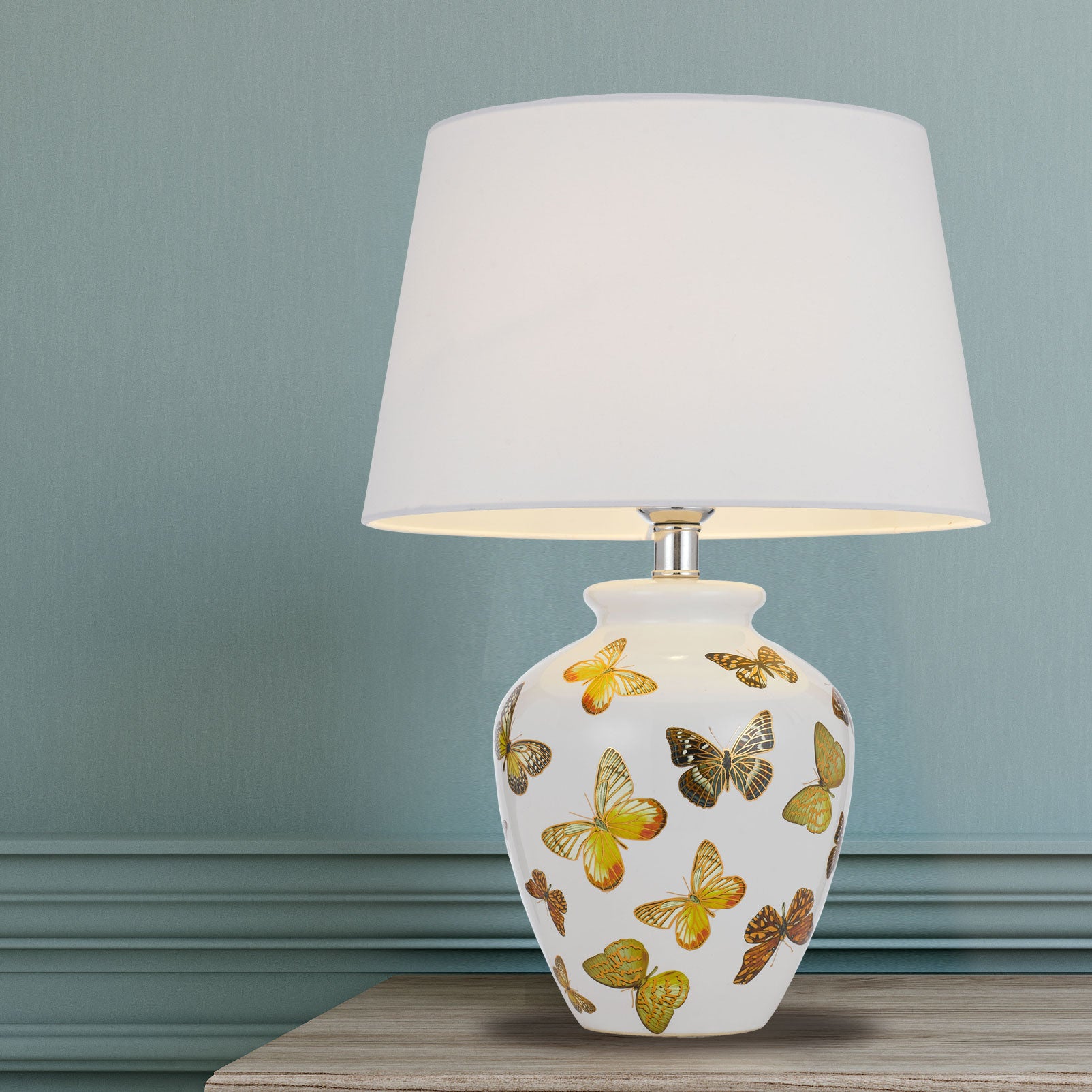 Nabi Table Lamp