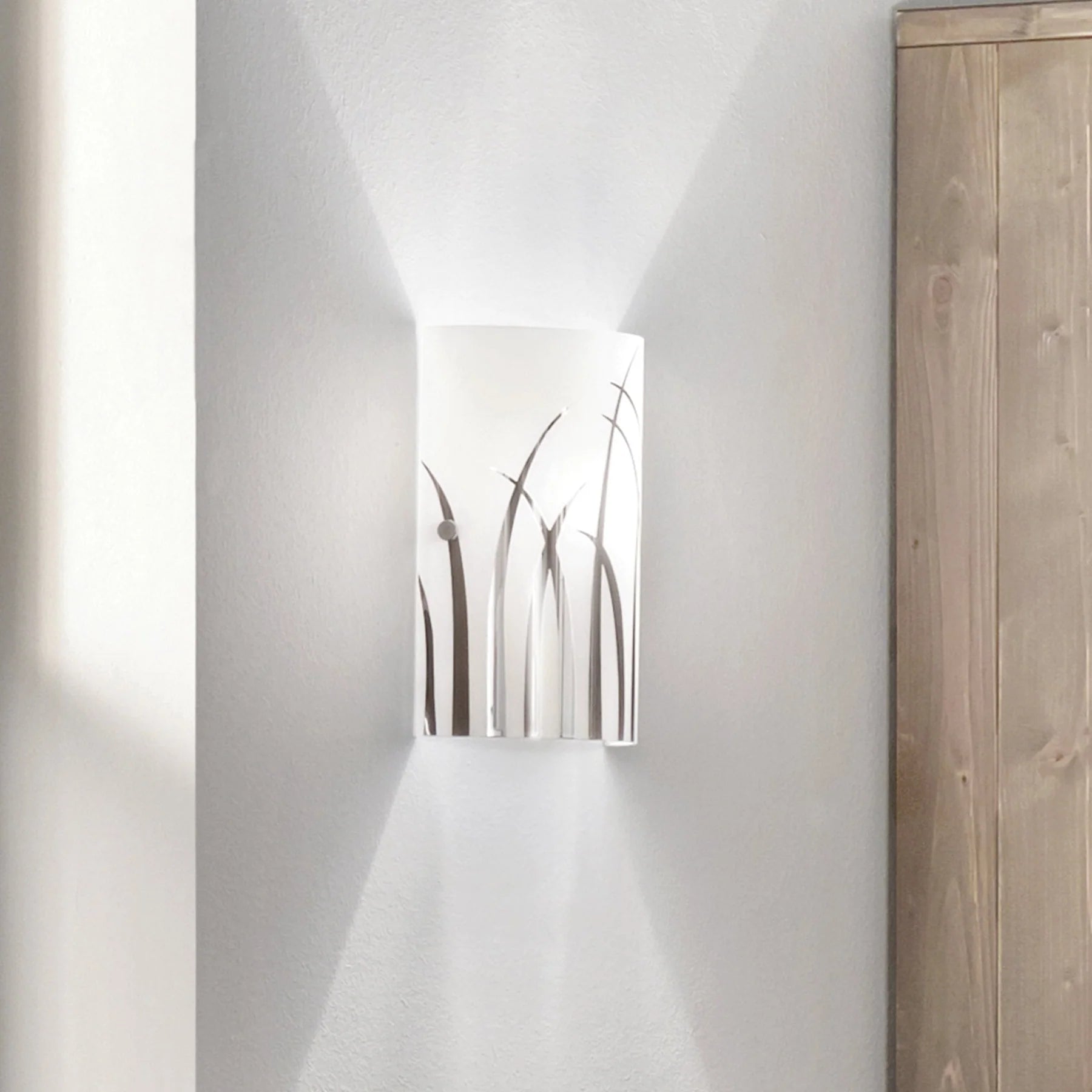 Rivato Wall Light