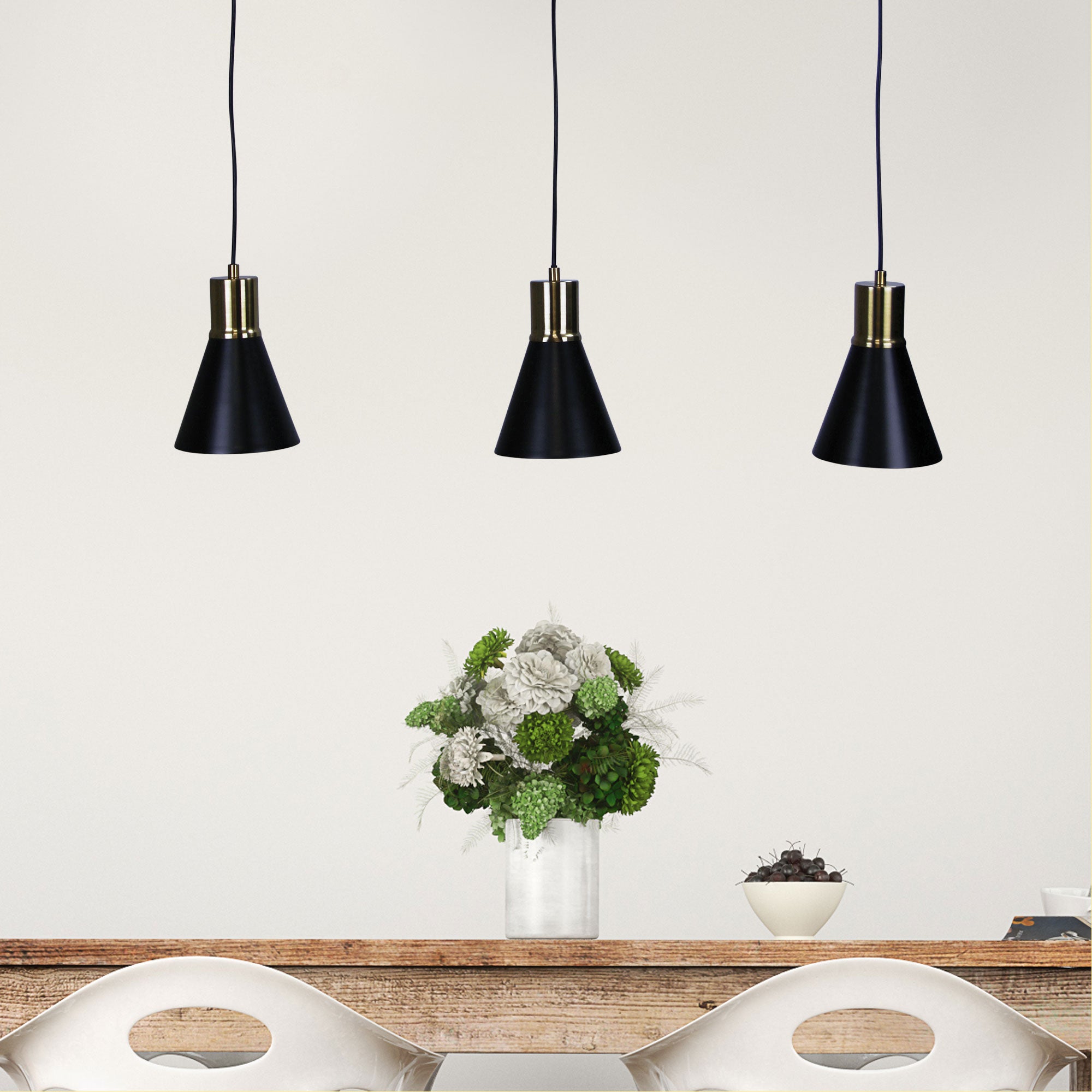 Como 3 Light Pendant
