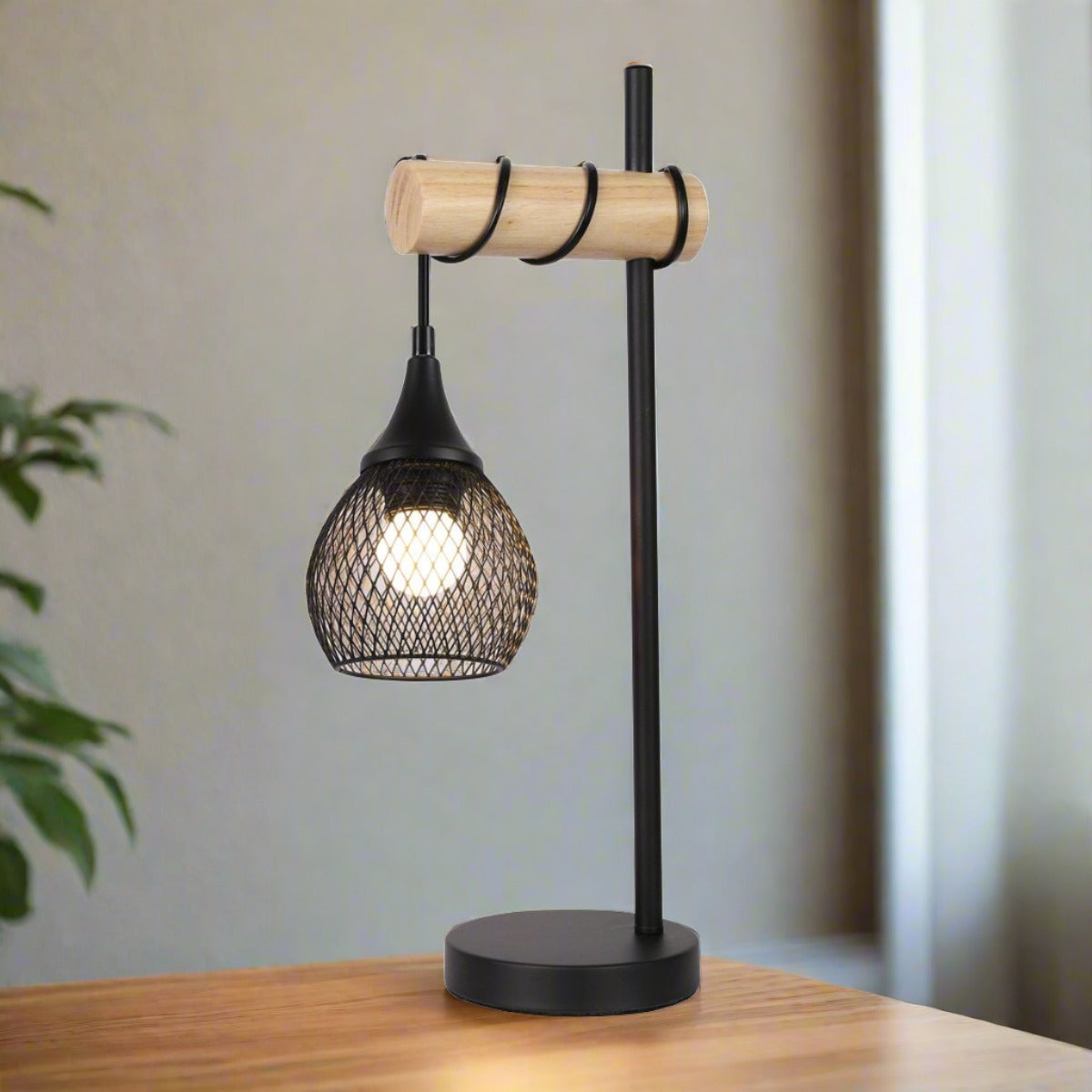 Lars table lamp