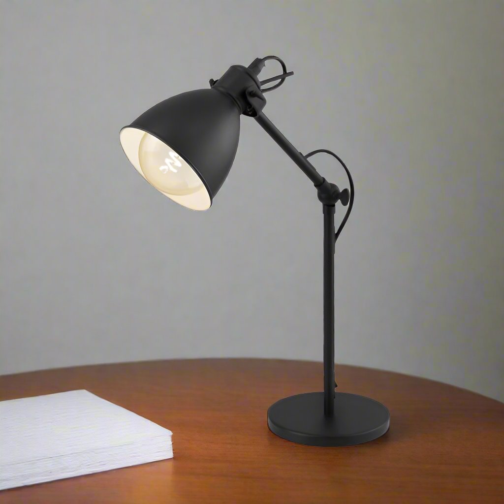 Priddy Desk Lamp