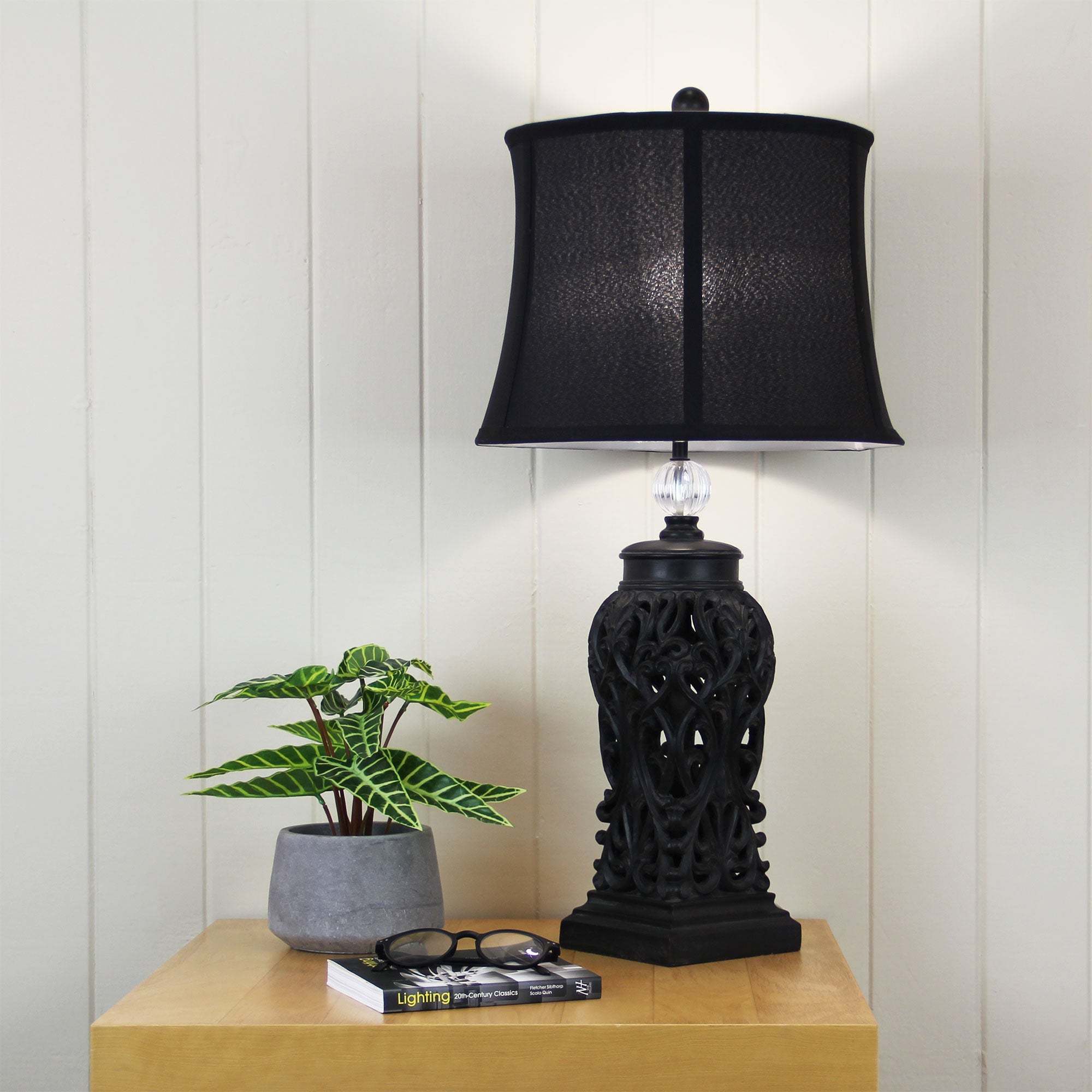 Albany sales table lamp